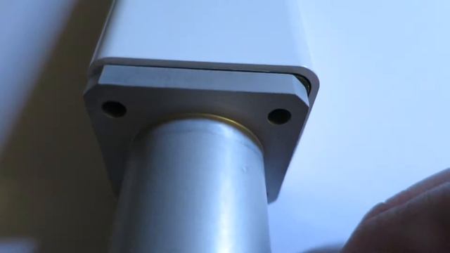 Конвертер Norsat 1108HВ Ku-Band PLL LNB смотреть онлайн