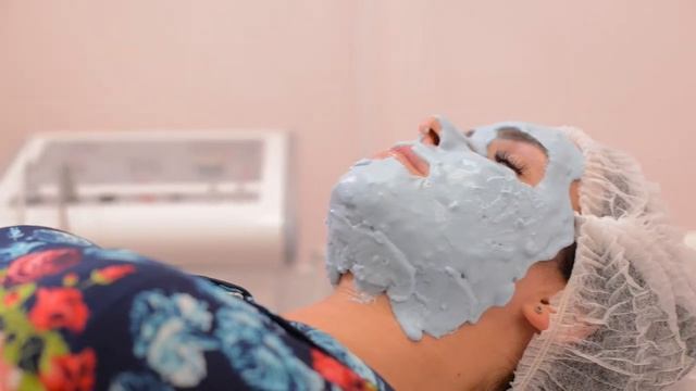 Профессиональная косметика "Christina" и процедуры по уходу за лицом смотреть онлайн