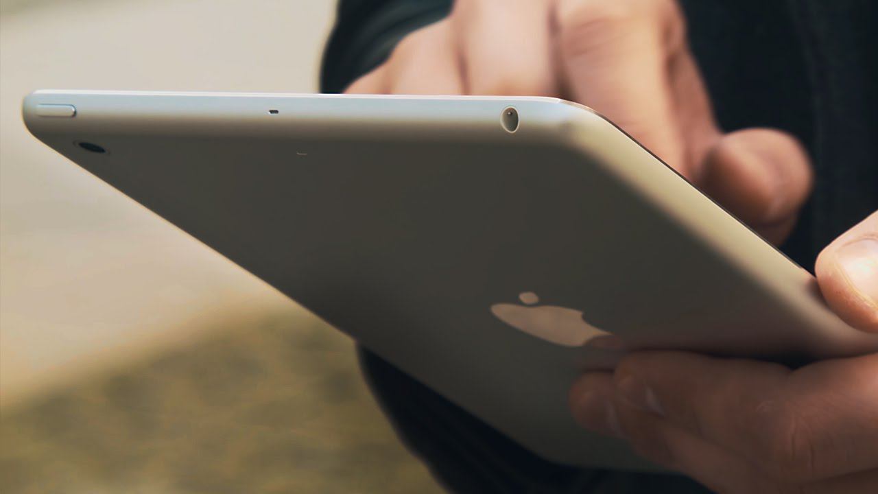 Обзор iPad mini 2 с дисплеем Retina смотреть онлайн