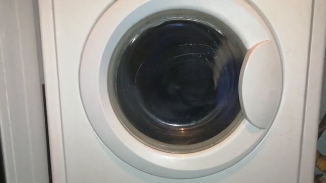 Indesit WISL 62. Very unbalanced spin смотреть онлайн