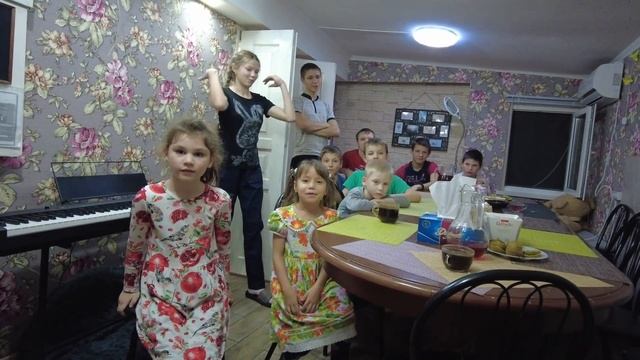 Праздник! - ДЕНЬ ЖЕЛАНИЙ - Семейный влог. смотреть онлайн