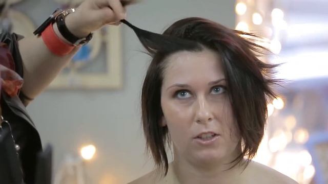 Укладка волос для себя. Мастер-класс Ирины Мосягиной смотреть онлайн