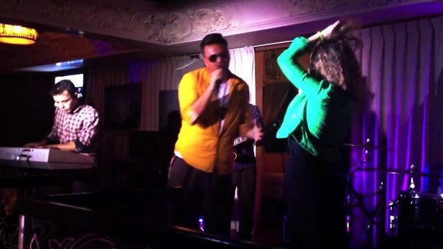 Александр Панайотов и Ms.Sounday - 