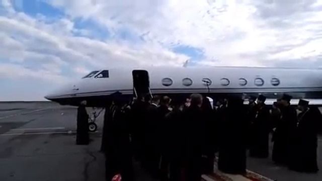 13 10 2017 Патриарх Кирилл прилетел в Ижевск смотреть онлайн