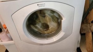 hotpoint-indesit WI104X - super waterlock spin after rince!