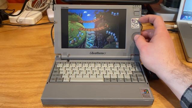 DOS gaming on a Palmtop? The Fabulous Toshiba Libretto смотреть онлайн