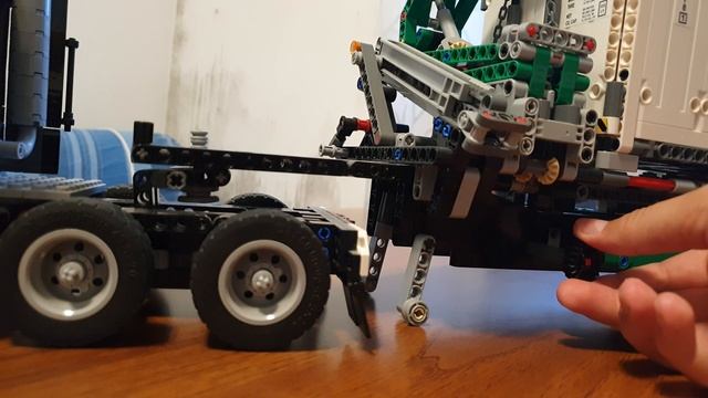 Mack Anthem (42078) Lego Technic смотреть онлайн