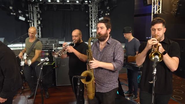 'Silly Love Songs' (WINGS) Cover by The HSCC смотреть онлайн