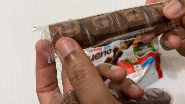 Kinder Bueno - Chocolate Candy ??