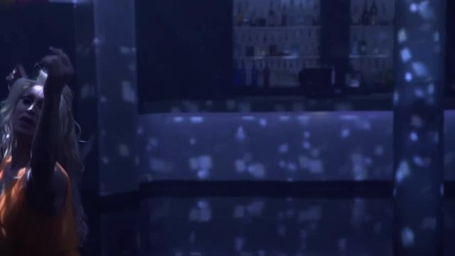 Dancing On My Own by Brooke Lynn Hytes смотреть онлайн