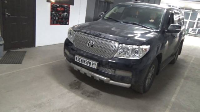 Toyota Land Cruiser 200 + BI LED I.LENS NEW смотреть онлайн
