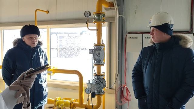 Глава Серова Василий Сизиков принимает участие в работе выездной депутатской комиссии смотреть онлайн