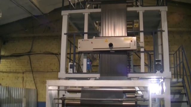 Работа выдувного экструдера GSD-55-800 PE для изготовления пленки ПВД смотреть онлайн