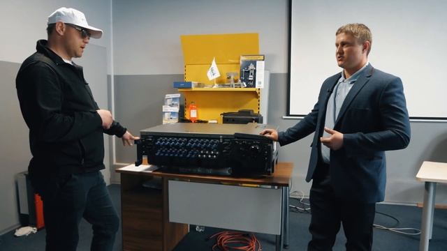 Большой сетевой инвертор Altek для промышленных солнечных станций мощностью 120 кВт/ VETER смотреть онлайн