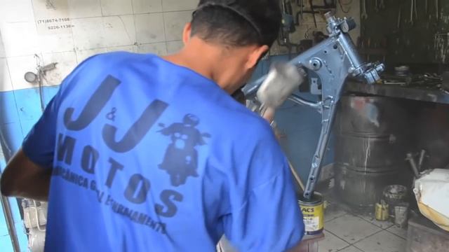 Honda XLR 125 - Reforma смотреть онлайн