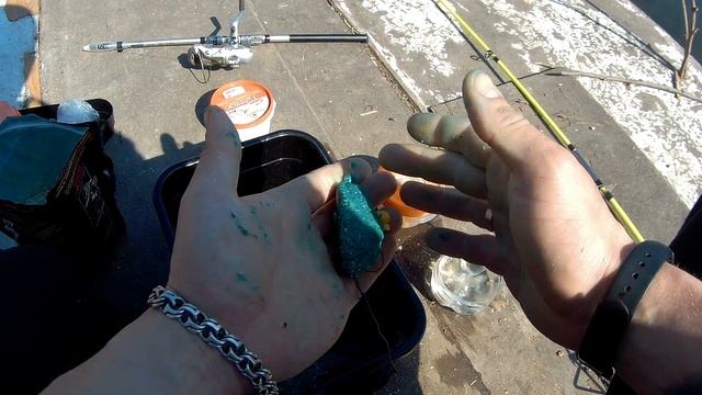 Рыбалка для начинающих. Рыбалка это просто и не дорого.Мир,труд,май!!!! смотреть онлайн