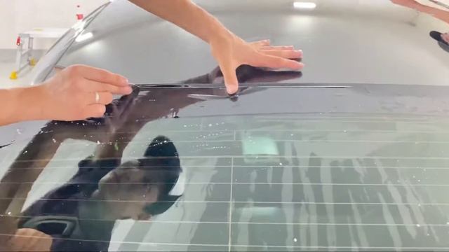 Оклейка крыши чёрной пленкой (чёрный глянцевый Полиуретан). смотреть онлайн