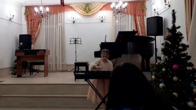 Городской концерт в рамках методического объединения Эстрадная музыка "Новогодние звезды" смотреть онлайн