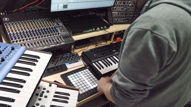 Modal Jam 01-2021 смотреть онлайн