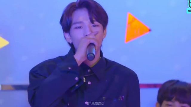 Hwang Hyunjin | The Main Dancer And Rapper Of STRAY KIDS Also GOOD AT SINGING