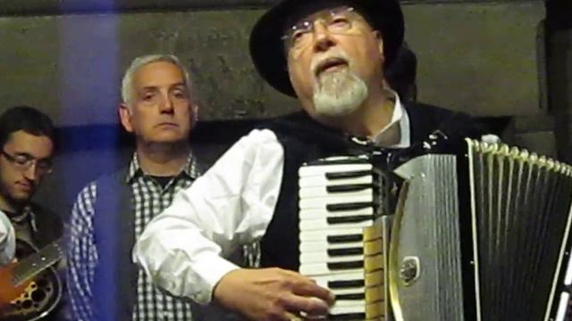 Castello di Sorci смотреть онлайн