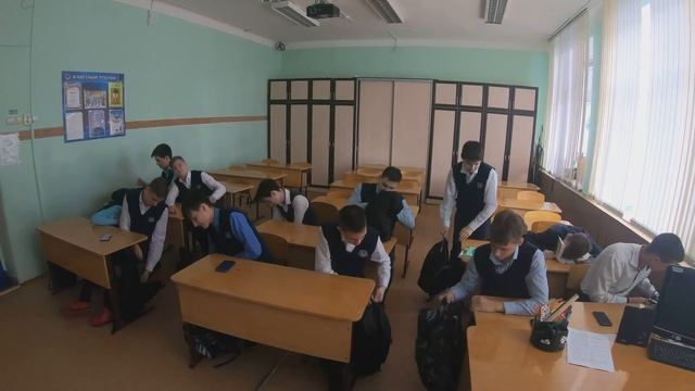 Вот как надо поздравлять девочек с 8 марта смотреть онлайн