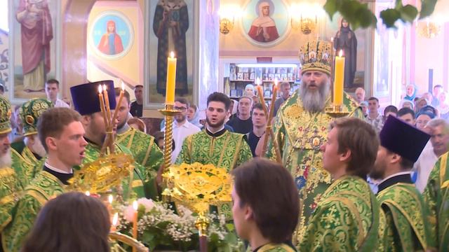 ТРОИЦА Всенощное бдение (фрагменты) смотреть онлайн