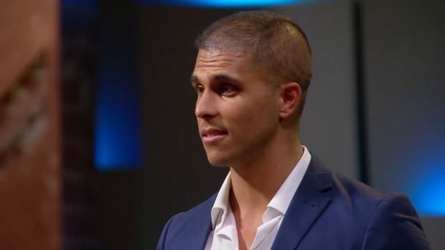 "You DON'T Spend $450,000 To Have 5 People 'Maybe' Using It!" | Shark Tank AUS смотреть онлайн