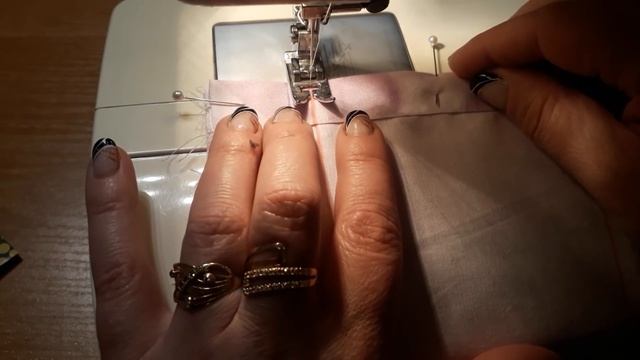 Качели детства: радость и веселье