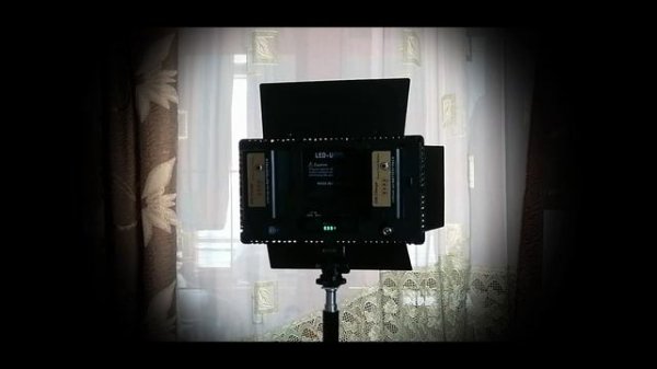 Видеосвет LED LIGHT KIT Pro u600