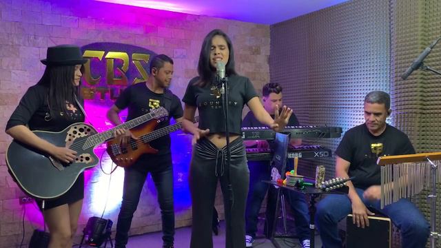 CBS en Sesión con Country Band Cover Mayre Martínez смотреть онлайн
