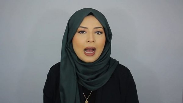 BECOME A CERTIFIED MAKEUP ARTIST WITH ONLINE MAKEUP ACADEMY | MASTER MAKEUP ARTIST PROGRAM REVIEW