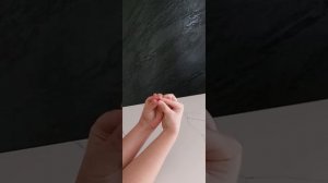 змея из пальцев ?