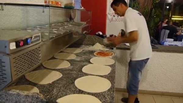 Холодильные столы для пиццы от Chef Point