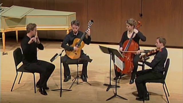 Schubert: Quartet for Flute, Guitar, Viola and Cello -- 1. Moderato смотреть онлайн