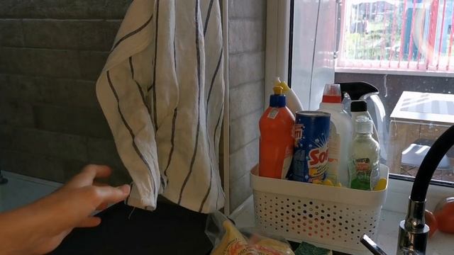 БЫСТРАЯ УБОРКА ДОМА/УБОРКА ВЕРАНДЫ/МОТИВАЦИЯ НА УБОРКУ/УБИРАЙ СО МНОЙ/ смотреть онлайн