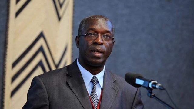 Nyuma yo kwirukanwa na P Kagame Murekezi afashwe n'amarangamutima avuga amagambo akomeye смотреть онлайн