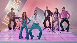 Клип на песню Uno петербургского квартета Little Big собрал уже миллионы просмотров