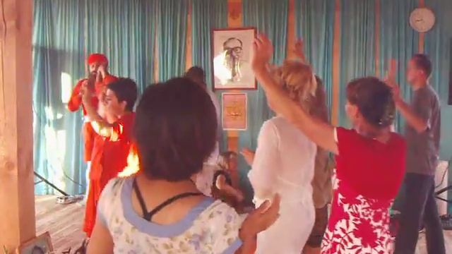 Ананда Марга . Концовка Акхандакиртана . Таежка 08.2011. смотреть онлайн