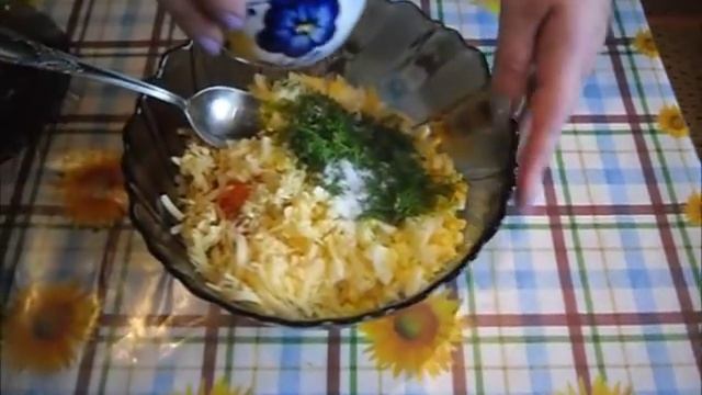 Салат "Валерия" с крабовыми палочками. Salad "Valery" смотреть онлайн