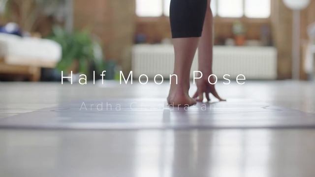 How to do Half Moon Yoga Pose | Ardha Chandrasana смотреть онлайн