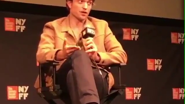 Роберт на сессии вопрос-ответ "High Life" NYFF56 смотреть онлайн