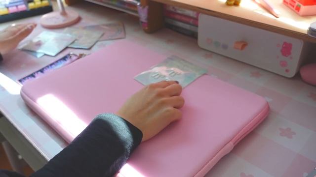 ? unboxing the M1 12.9" ipad pro | feat. the white magic keyboard + a lil' genshin impact ☺ смотреть онлайн