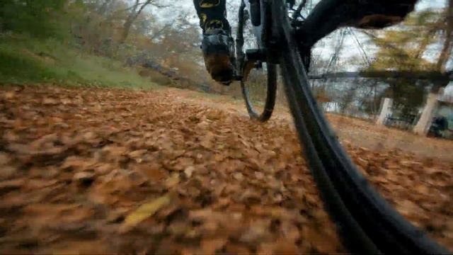 АТМОСФЕРНАЯ РАЗРУХА. Санаторий Чкалова. Осенняя велопокатушка смотреть онлайн