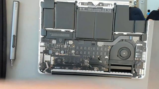 [33] Apple MacBook Pro (13-inch, mid 2014) A1502 (EMC 2875) - Noisy fan смотреть онлайн