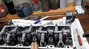 Замена клапанов 8-ми  клапанов 1.6 / Reno Logan