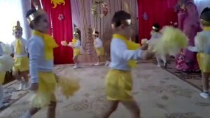 Утренник. Танец солнечных зайчиков.