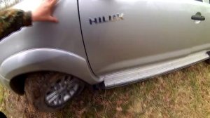 Тойота Хайлюкс . Прикольный обзор от Славы Крота.