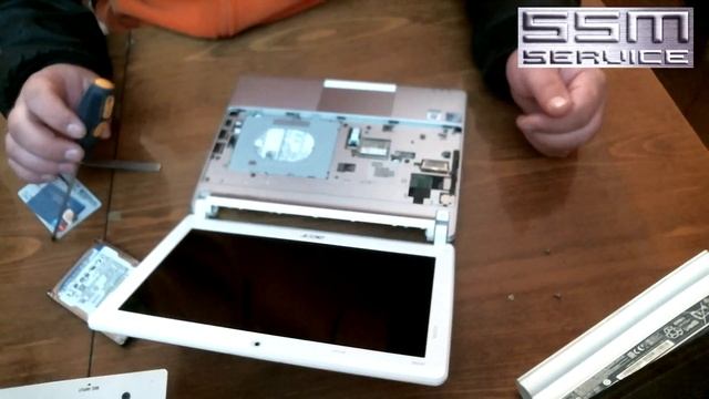 Разборка нетбука Acer Aspire One D257