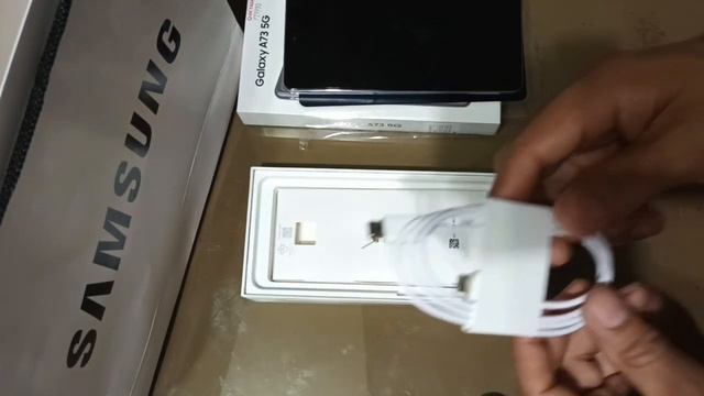 SAMSUNG GALAXY A73 5G UNBOXING смотреть онлайн
